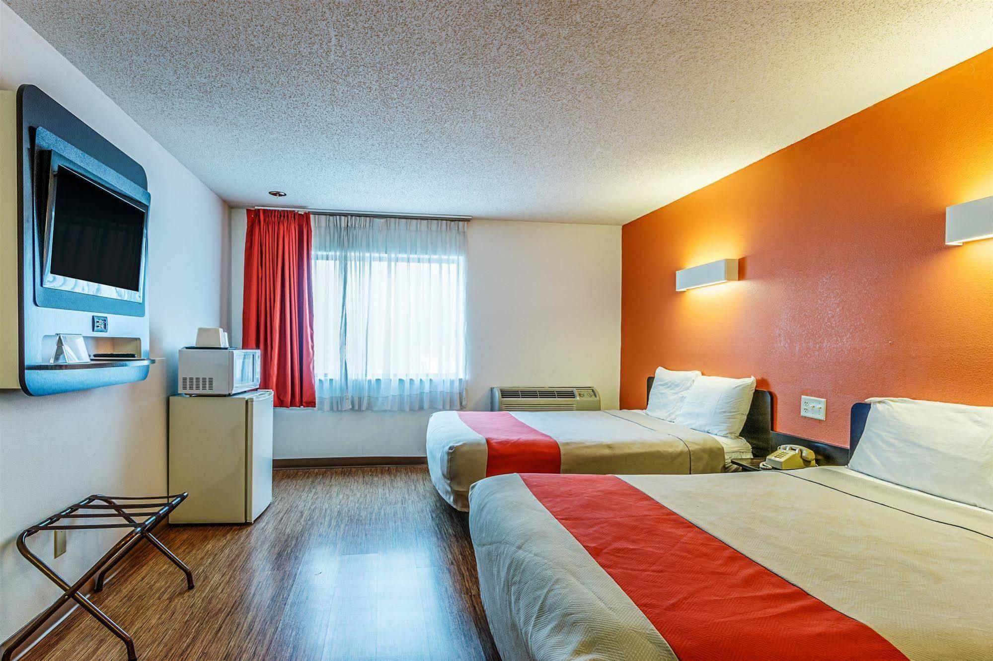 Motel 6-Wisconsin Rapids, Wi Exteriör bild