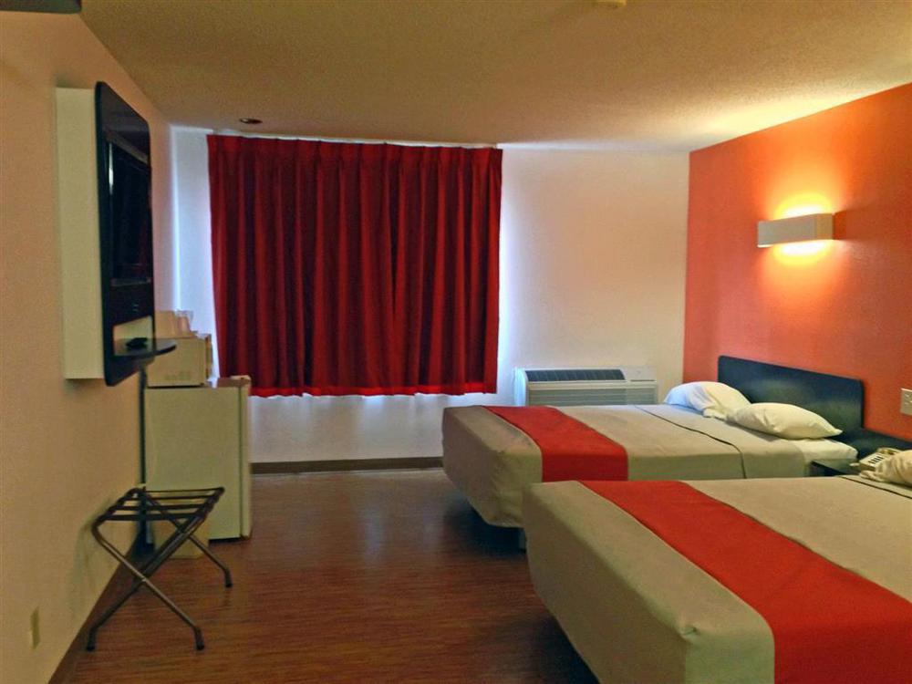 Motel 6-Wisconsin Rapids, Wi Rum bild